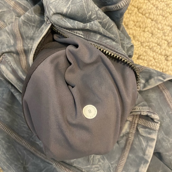 Lululemon define jacket. Size 8. - Picture 3 of 3